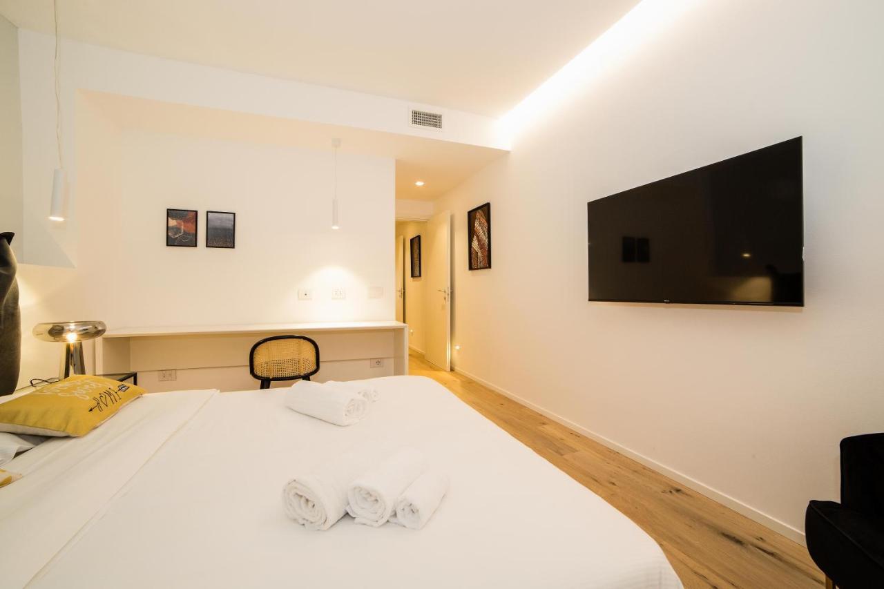 Milan Chic Luxury Apartments-Hosted By Sweetstay מראה חיצוני תמונה