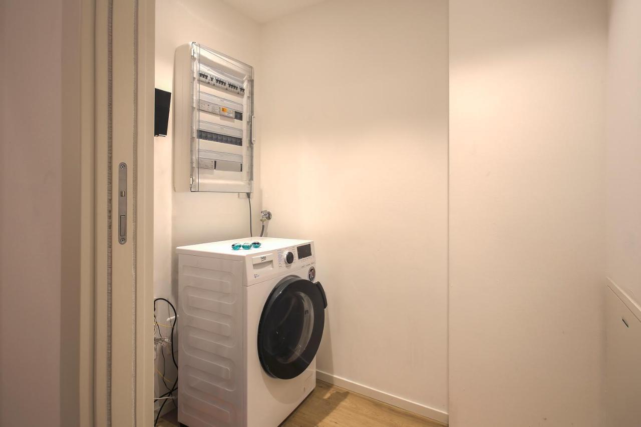 Milan Chic Luxury Apartments-Hosted By Sweetstay מראה חיצוני תמונה