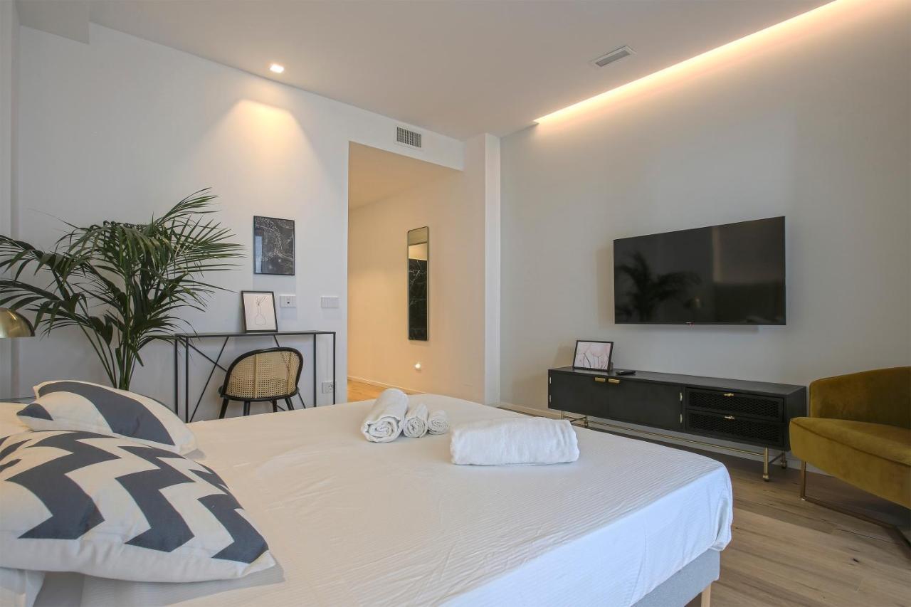 Milan Chic Luxury Apartments-Hosted By Sweetstay מראה חיצוני תמונה